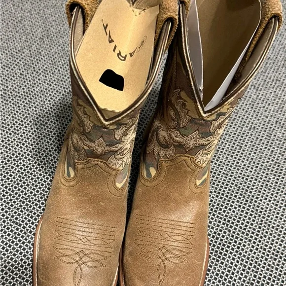 Ariat Kids' Tan and Camouflage Boots - Picture 6 of 6